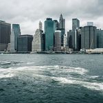 Mrakodrapy prispievajú k postupnému potápaniu New Yorku