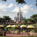 Disney ruší výstavbu nového kampusu a zatvára luxusný hotel na Floride